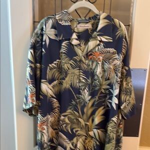 Tommy Bahama Blue and Green Casual Button Down Shirt